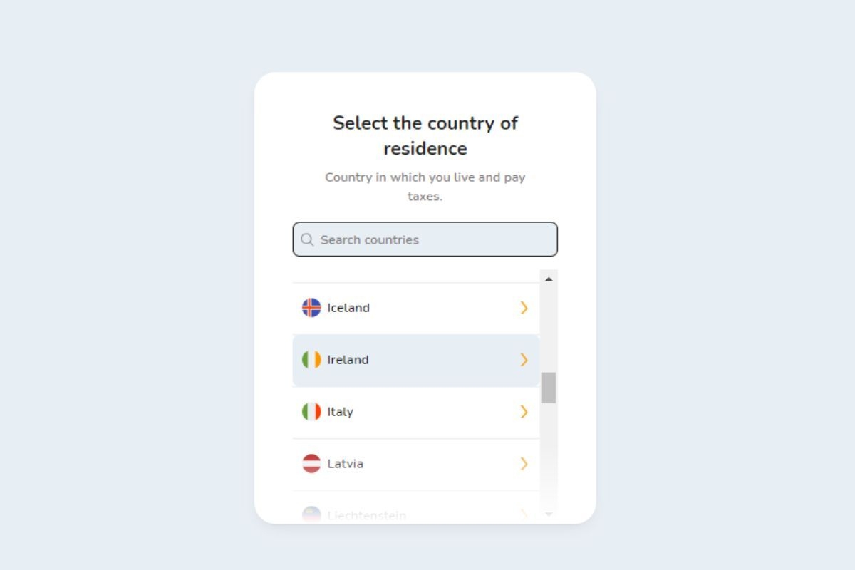 Select a country of residence when creating an account on the Bitcoin Store platform for buying and selling cryptocurrencies